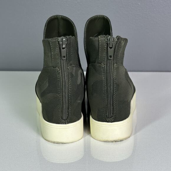 Steve Madden Camo Winnie Hidden Wedge Sneaker Bootie Womens Sz 8 Slip On Casual - Picture 4 of 5